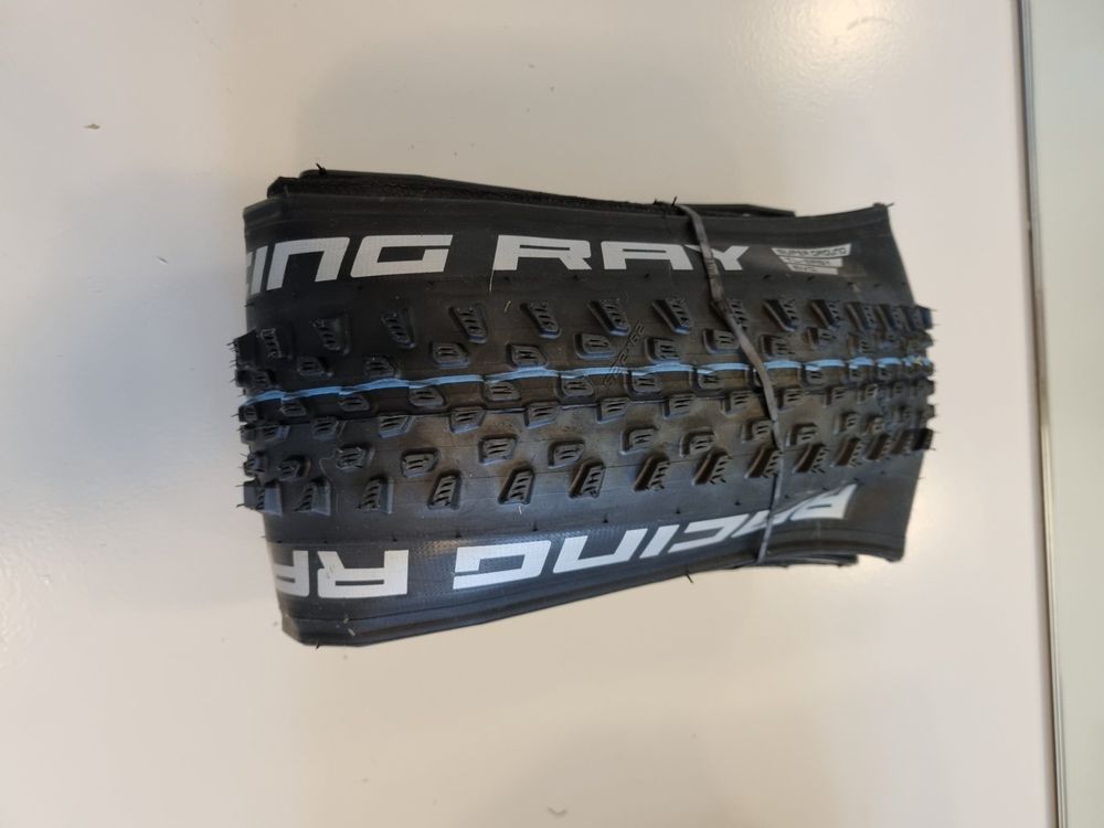 Coppia Pneumatici Schwalbe Racing Ray 29x2.35 | Tubeless Pieghevoli | Antiforatura MTB