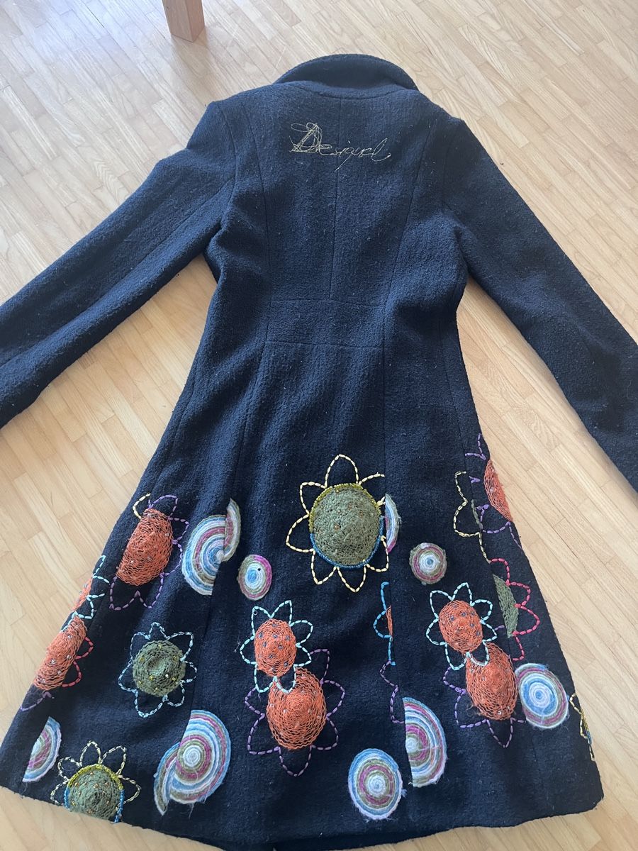Desigual Cappotti: Mantel Desigual Gr. 36 – Usato da St. Gallen venduto da elli18 4