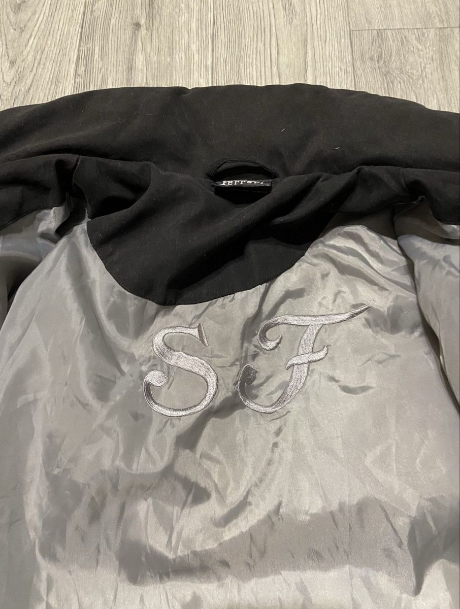 Ferrari Jacken: Ferrari Winterjacke / Puffer Jacket XL – Gebraucht aus Chur von nanir 6