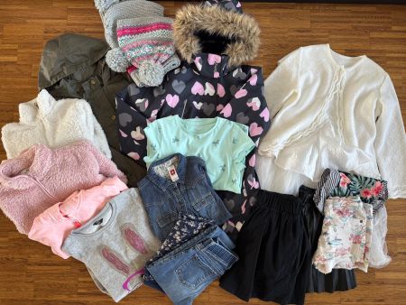 Kleiderpaket für Mädchen, 9-10 Jahre / 134-140 cm