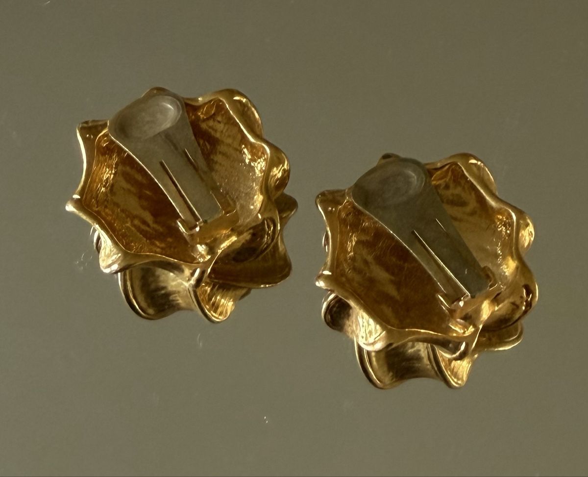 Ohrringe & -stecker: Rare Vintages Clips – Gebraucht aus Binningen von Sophiescloset 2