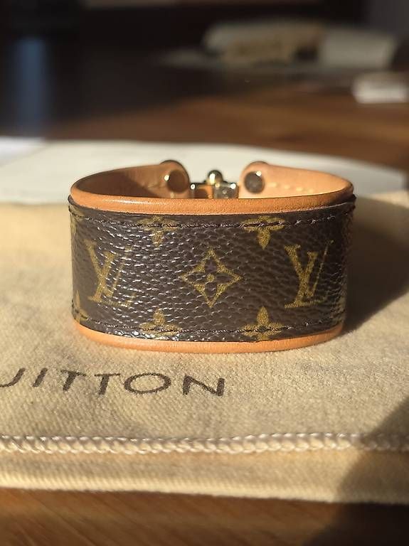Bracciali & Braccialetti: Louis Vuitton   Bracciale Save it monogram originale – Usato da Cugnasco venduto da iva_yw8k 2