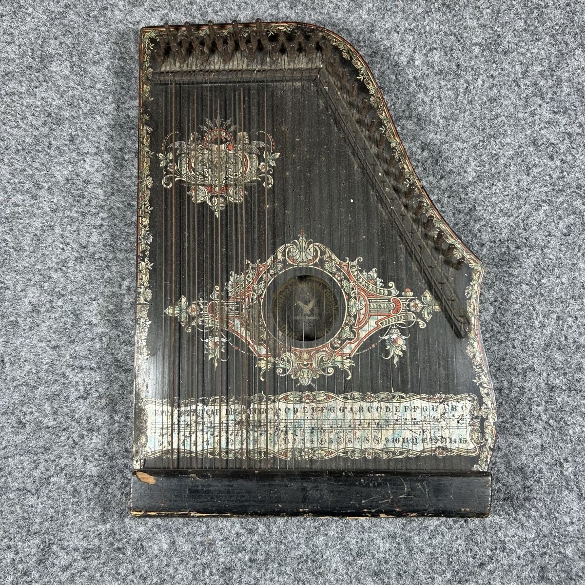 Strumenti musicali: Cithare 1900 instrument – Usato da La Sagne NE venduto da Matlasape