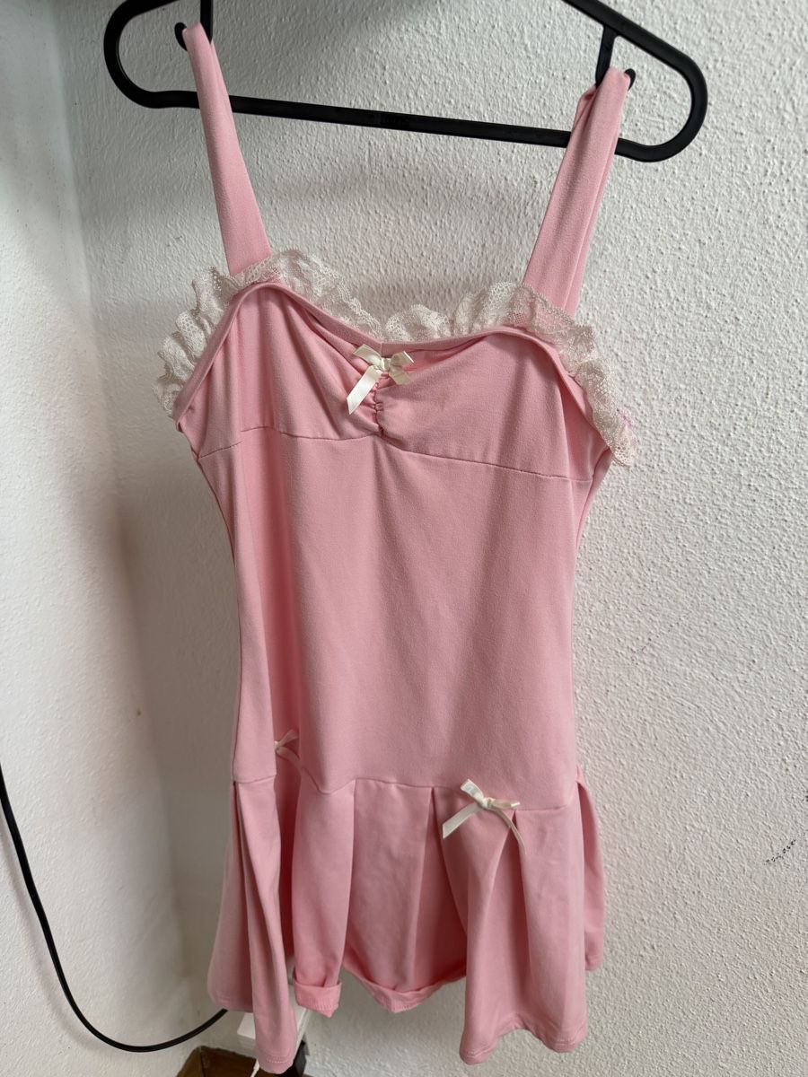 Shein Vestiti: 3 Rosa Kleid Rippstrick Grösse M Shein – Usato da Amriswil venduto da flo_r2xt 1