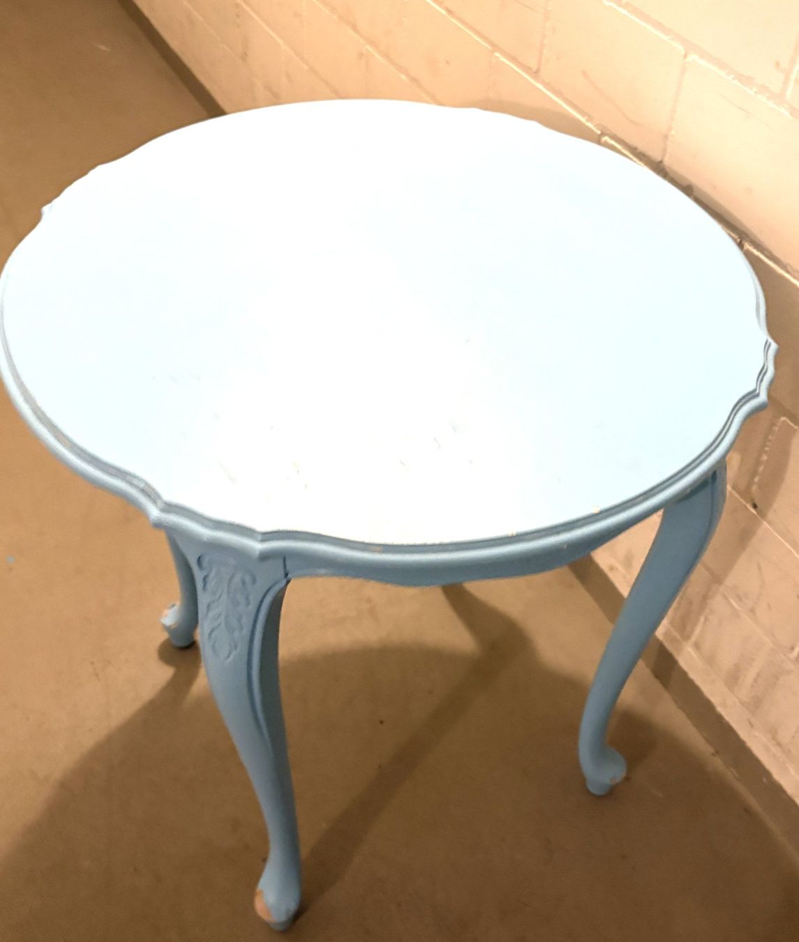Tables: Tisch rund hellblau shabby chic – D'occasion à Glattbrugg par Ariel012 4
