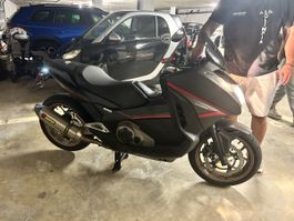 Vendo Honda integra s 750 35 kW