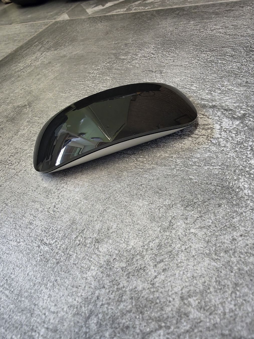 Apple Maus: Apple Magic Mouse schwarz – Gebraucht aus Kleinandelfingen von Dani881 1