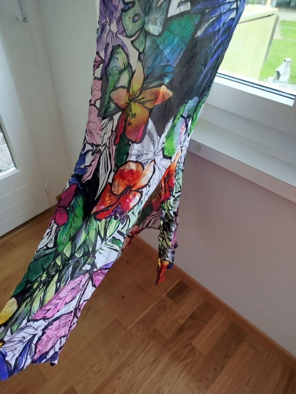 Robes: Sommerkleid mit Blumenmuster, Größe 40 – D'occasion à Wauwil par Sanczeza 3