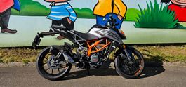 KTM 125 Duke