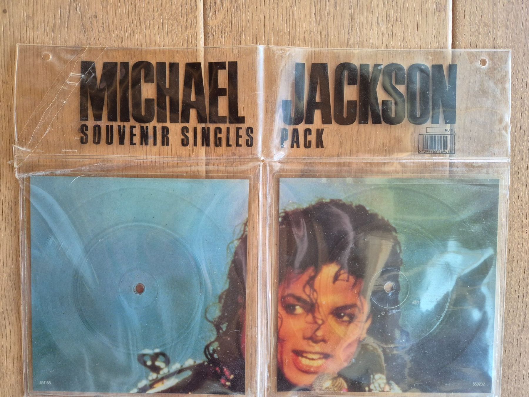 Dischi in vinile: Michael Jackson - Souvenir Singles Pack - BAD – Usato da Savièse venduto da coeur88 2