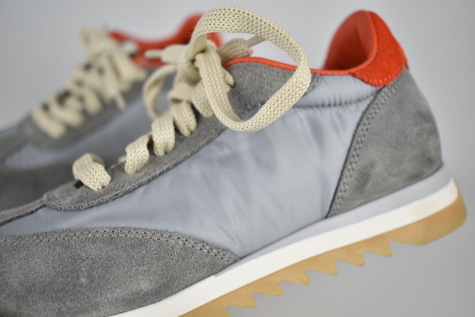 Brunello Cucinelli Scarpe per ragazze: Brunello Cucinelli Sneaker Mädchen Gr.30 wie neu – Nuovo (secondo la descrizione) da Nürensdorf venduto da 2ND_STORY 1