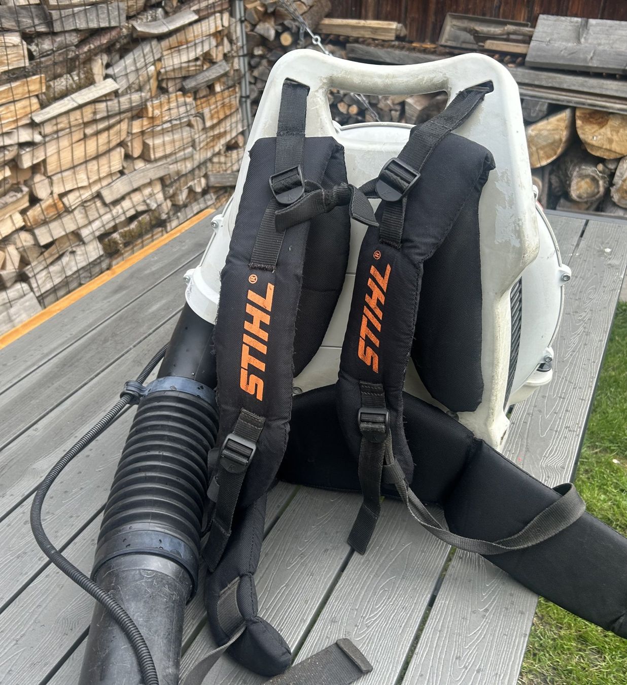 Stihl Laubbläser & Laubsauger: Stihl BR600 – Gebraucht aus Cazis von  3