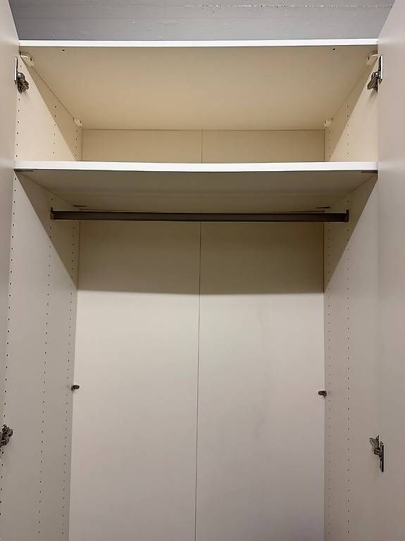 Interio Armadi: Interio Kleiderschrank System Spiegel & Weiss 356cm Modular – Usato da Hüttikon venduto da Mellie422 1