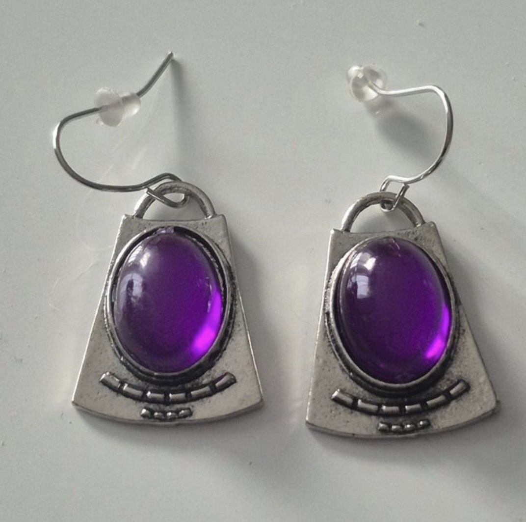 Boucles d'oreille: Orecchini donna argento con pietra viola forma trapezio – Neuf (Voir description) à Giubiasco par Stefaniav 3