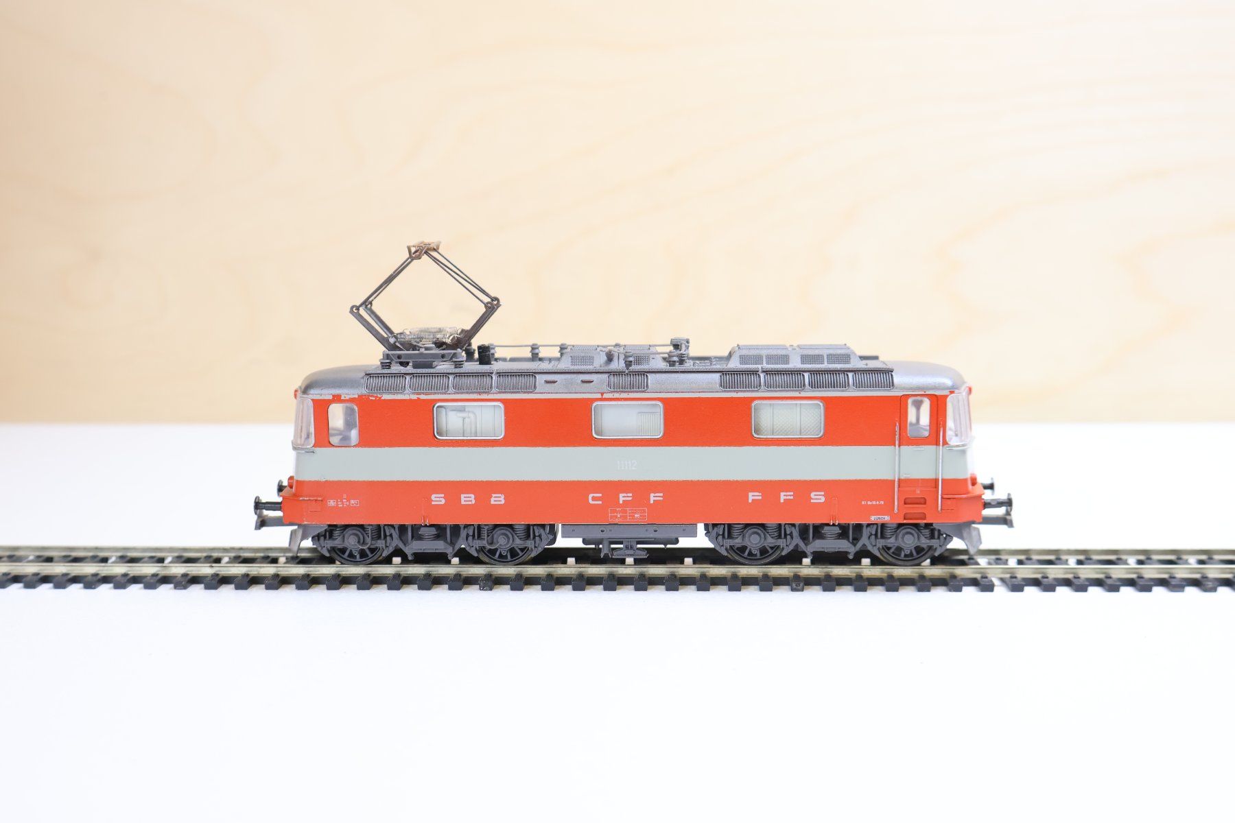 Lima Modellini di ferrovie: Lima SBB Re 4/4 E-Lok - Digital "Swiss-Express" - H0 DC – Usato da Winterthur venduto da Monstera 2