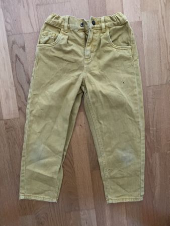 Süsse moderne Mädchenjeans 122-128