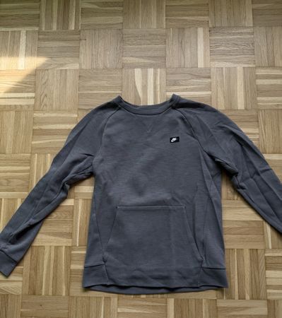 Nike Sweatshirt