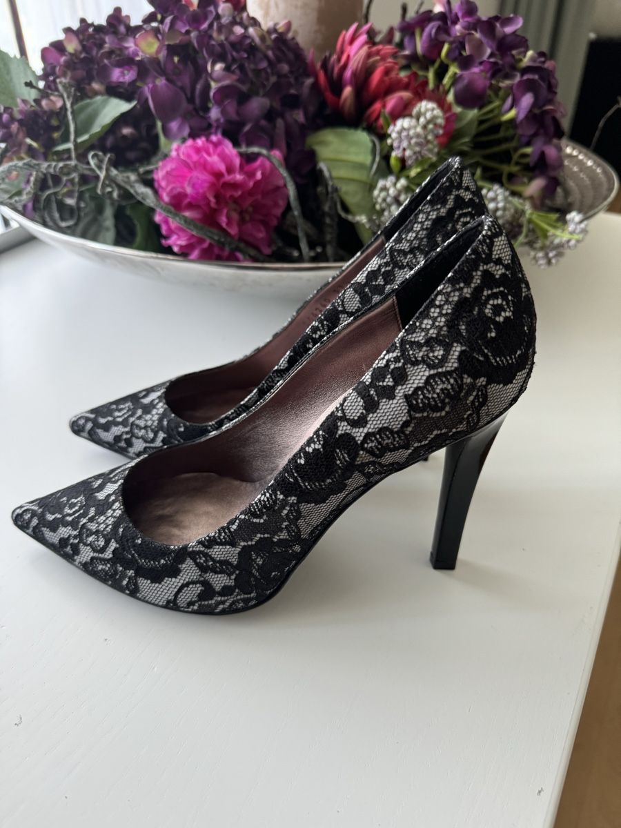 Damenschuhe: Original Alexander mcqueen High heels – Neu (gemäss Beschreibung) aus Herrliberg von joe_9hly 1