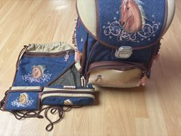 Cartable Step by Step motif cheval set scolaire complet