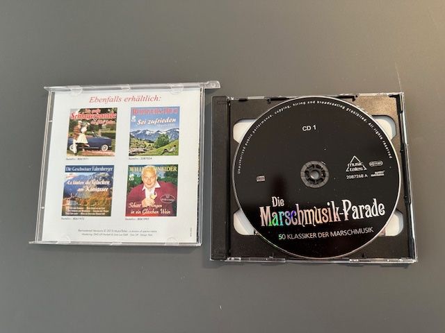 CD: Doppel-CD DIE MARSCHMUSIK-PARADE – Usato da Münsingen venduto da Sternsaphir64 2