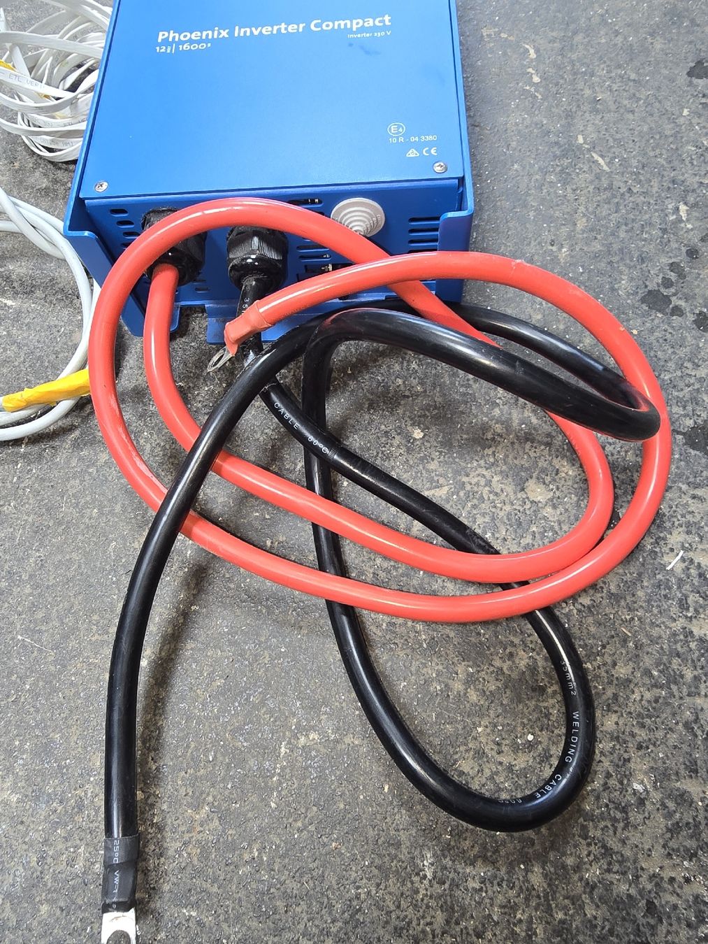 Victron Wechselrichter: Wechselrichter Victron Phoenix Compact 12/1600 – Gebraucht aus Koppigen von Laki1 1