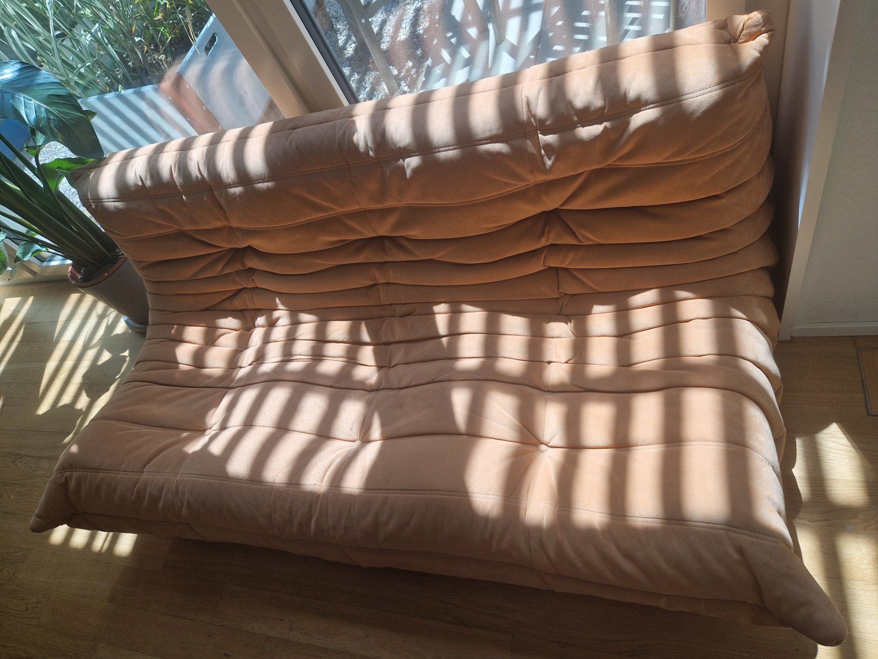 Ligne Roset Divani: Ducaroy ligne roset sofa 2 sitzer – Usato da Zürich venduto da suchasurf 5