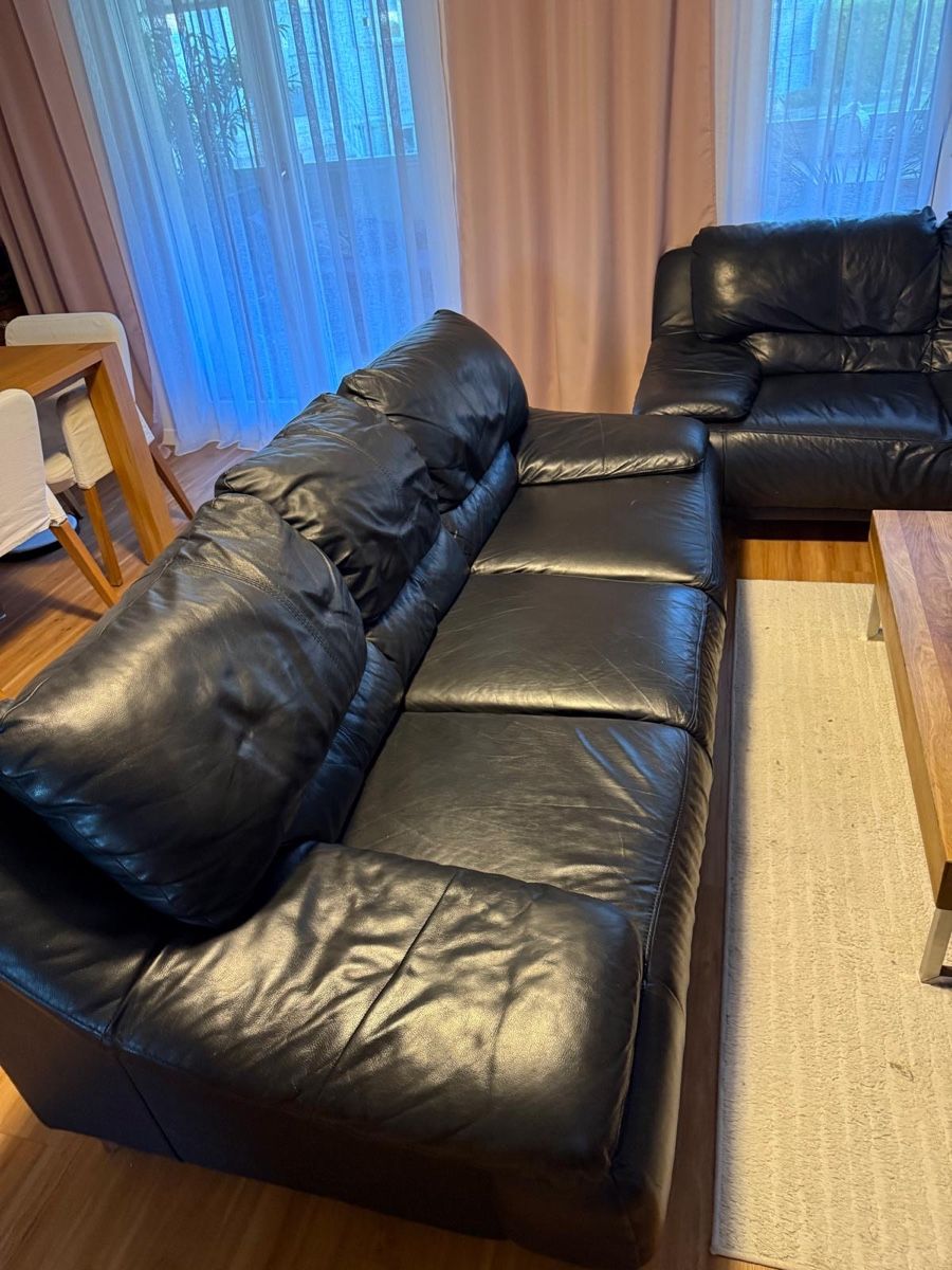 Sofas: Sofa set 3 und 2 sitzer echtleder gratis schwarz – Gebraucht aus Rümikon AG von kar_8vy5 1