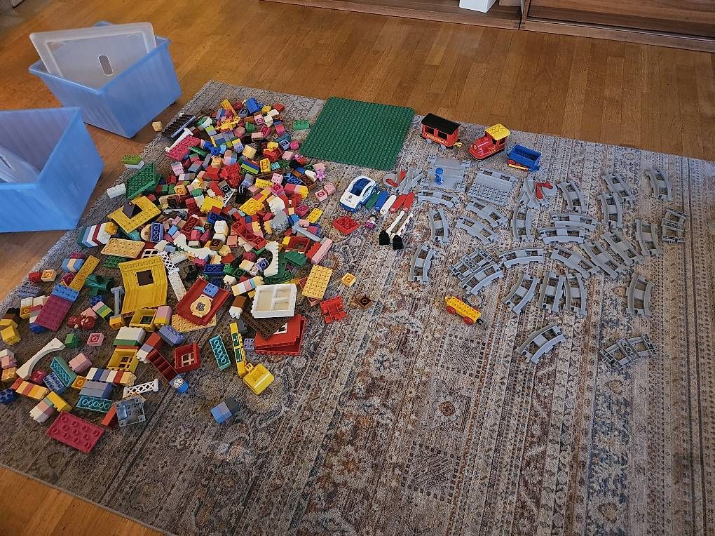 Jouets: 2 Boxen mit Duplo inkl Eisenbahn – D'occasion à Luzern par Gileo 4