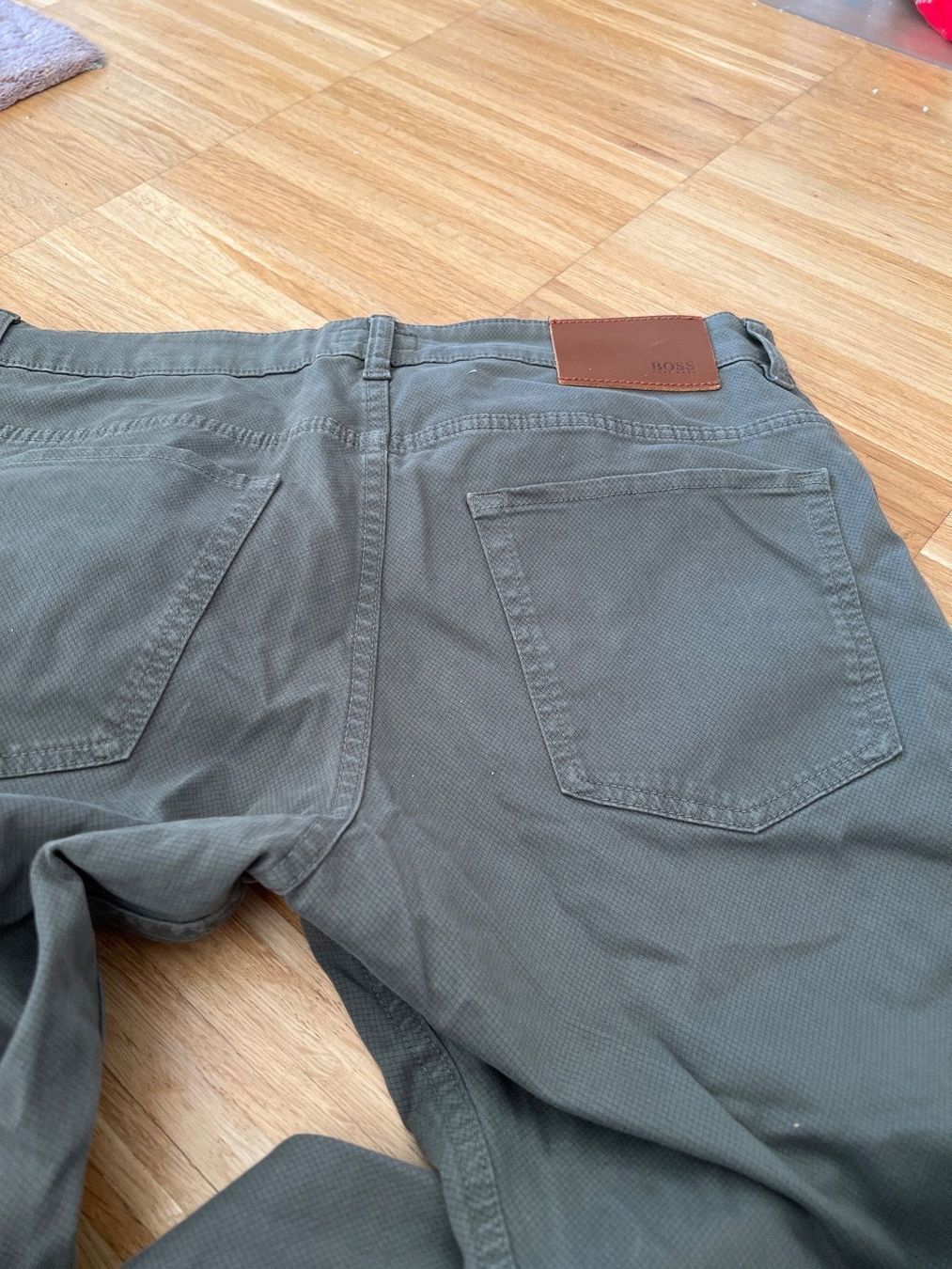 Pantaloni: Hugo Boss Hosen – Usato da Menzingen venduto da Dali2504 3
