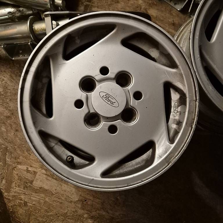 Cerchioni: Ford Youngtimer Felgen  – Usato da Münchwilen TG venduto da Gearbox69 2