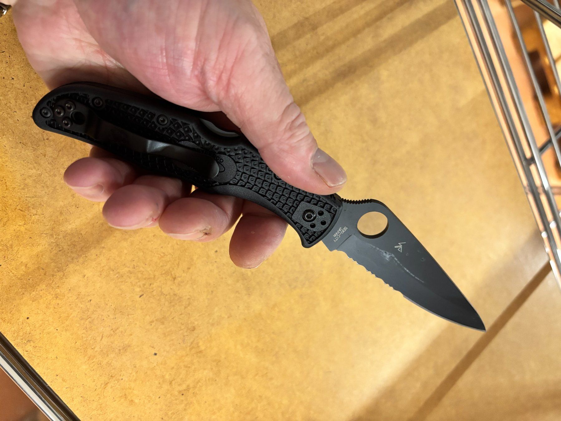 Spyderco Accessori: Spyderco Endura 4 Lightweight Black Blade – Nuovo e nell'imballaggio originale da Balsthal venduto da allmedba 3
