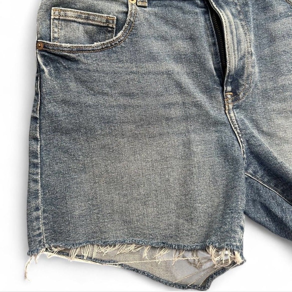 H&M Jeans: Denim Shorts H&M - Size EU42 – Usato da Zürich venduto da Cengre 3