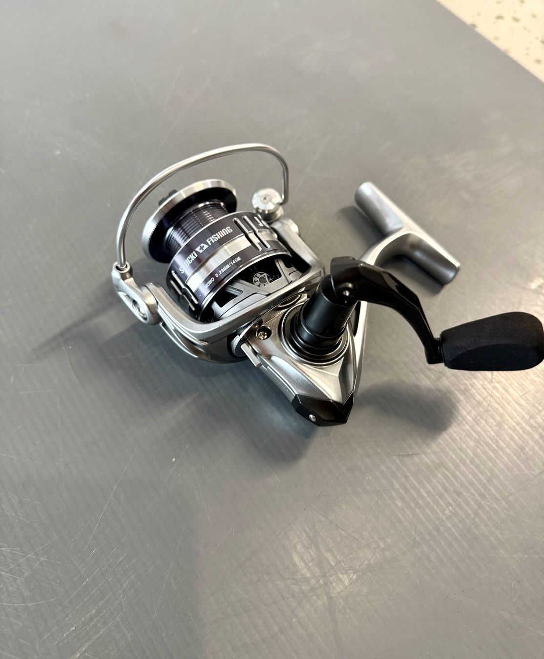 Stucki Thun Tambours & Moulinets: Stucki Thun Joker 3000er Spinnrolle – Neuf (Voir description) à Trimbach par duri.. 2