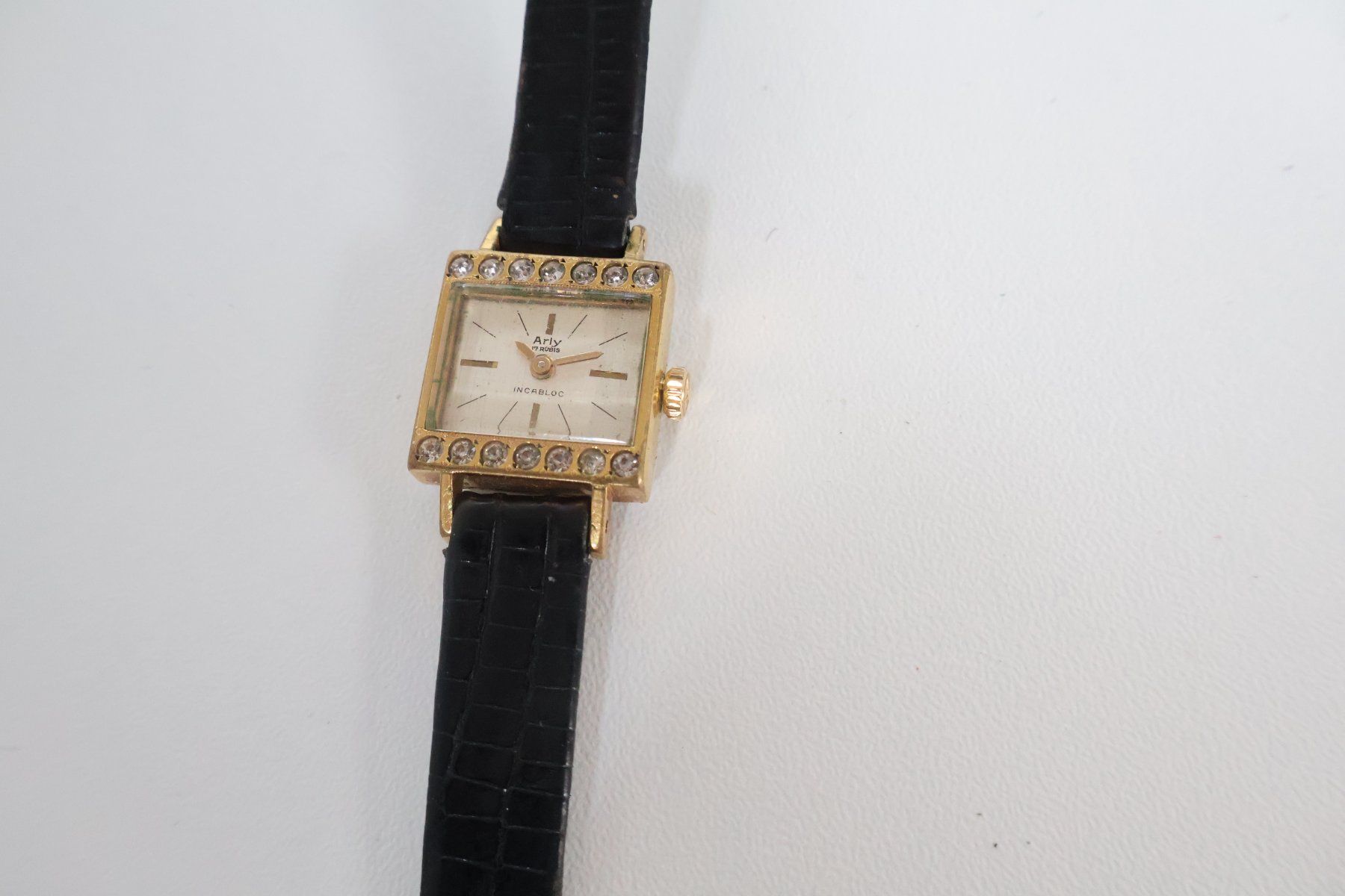 Orologi: Arly schweizer Handaufzug   läuft, Garantie – Usato da Willisau venduto da flabastian 9
