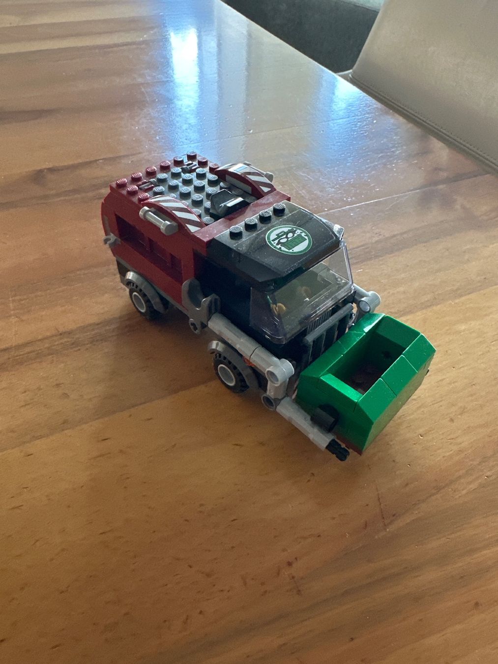 Lego Jeux de construction: Lego Müllwagen mit Figur – D'occasion à Bonstetten par Neptun2013 3