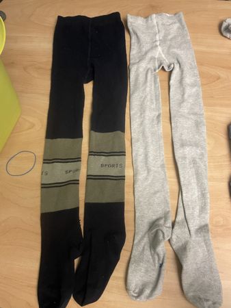2 neuwertige Strumpfhosen Grösse 98-104