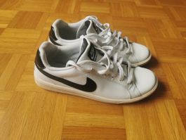 Nike court royal 2 Gr 41 Orginal