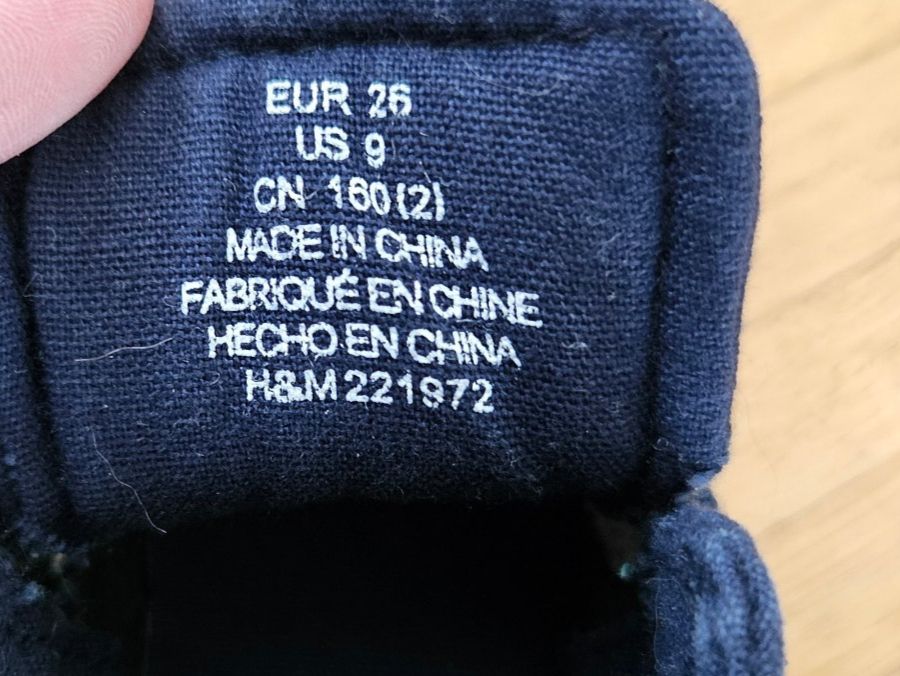 H&M Scarpe per ragazzi: Turnschuhe / Sneaker mit Klett Gr. 26 H&M – Usato da Unterengstringen venduto da saraman 3