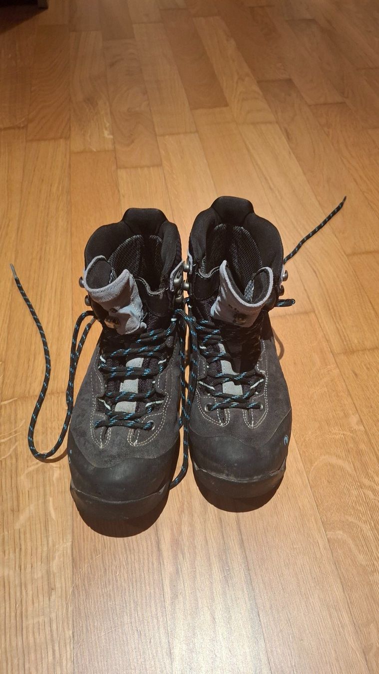 Sherpa Herrenschuhe: Wanderschuhe , Marke sherpa Grösse 38 – Gebraucht aus Rothenfluh von Sawi80 1