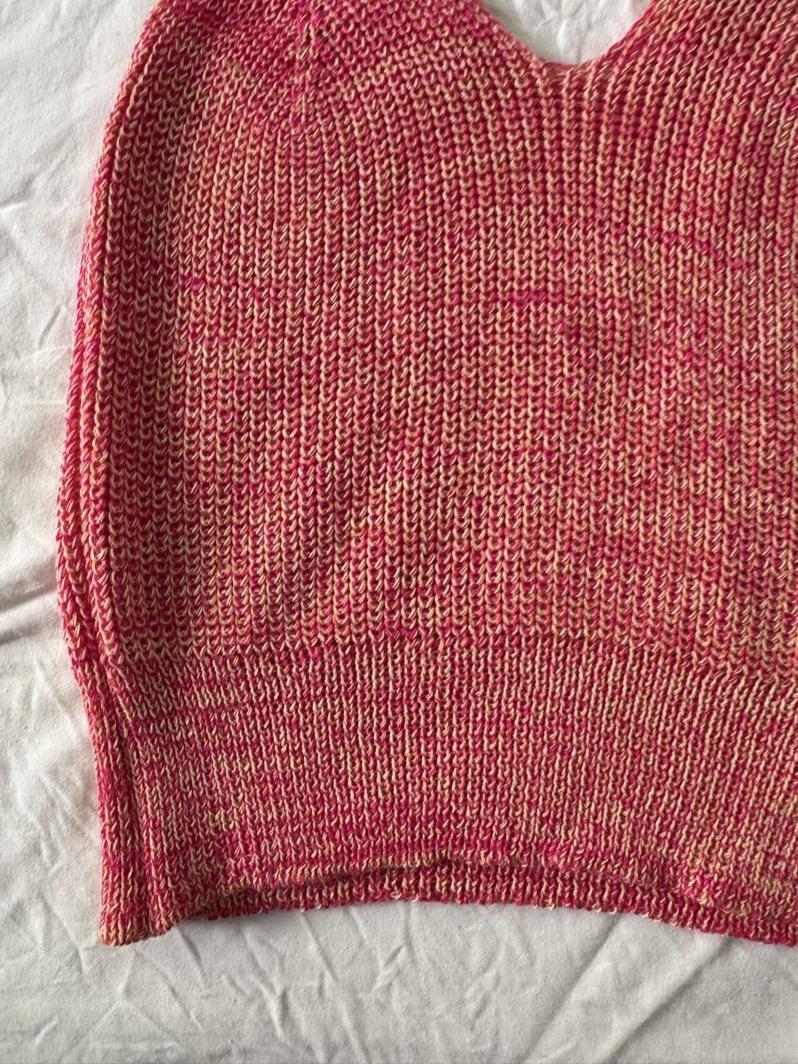 Top: Hand-Knitted Pink Summer Top, Sleeveless, Size Medium – Nuovo (secondo la descrizione) da Zürich venduto da olalinda 2