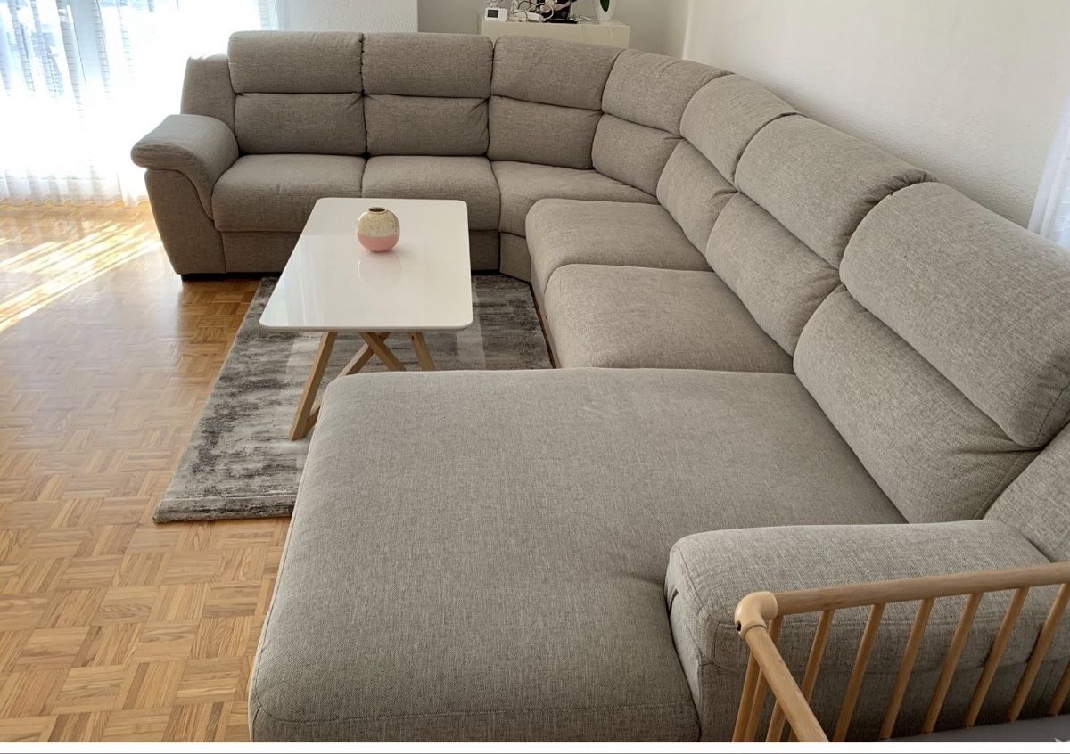 Divani: Sehr schöne Wohnlandschaft/Sofa mit Bettfunktion – Nuovo (secondo la descrizione) da Sulgen venduto da irf_ynl2 1