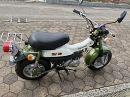 Suzuki RV 50 mit Veteranen Ausweis muss vorgeführt werden