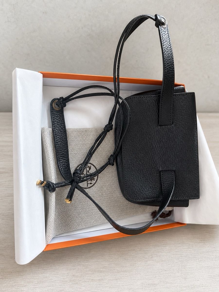 Hermès Fibbie per cinture: Pochette Hermès  – Nuovo (secondo la descrizione) da Meyrin venduto da sah_y8kk 2