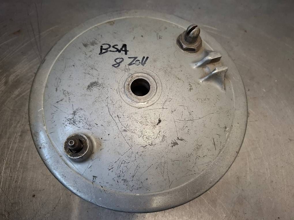 Tutti i ricambio per moto: BSA 8" Bremsankerplatte – Usato da Ebmatingen venduto da Moto42