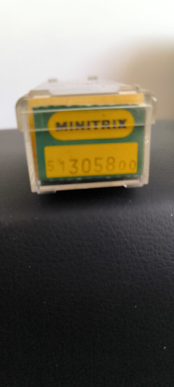 Trix Modellini di ferrovie: Minitrix 513058 Personenwagen – Usato da Disentis/Mustér venduto da dem_p9k6 1