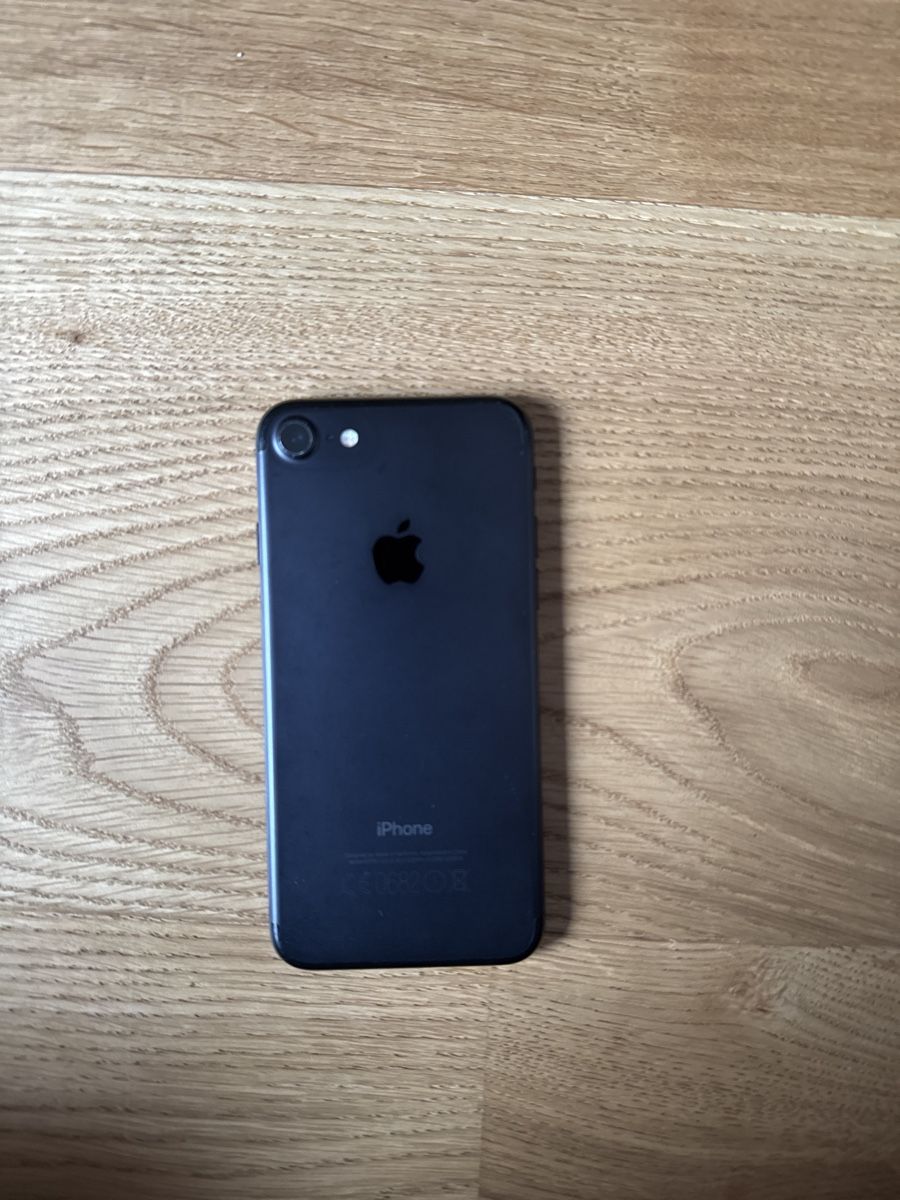 Apple Telefoni cellulari / Smartphones: iPhone 7 128GB Schwarz – Usato da Rapperswil BE venduto da yar_l85r 1