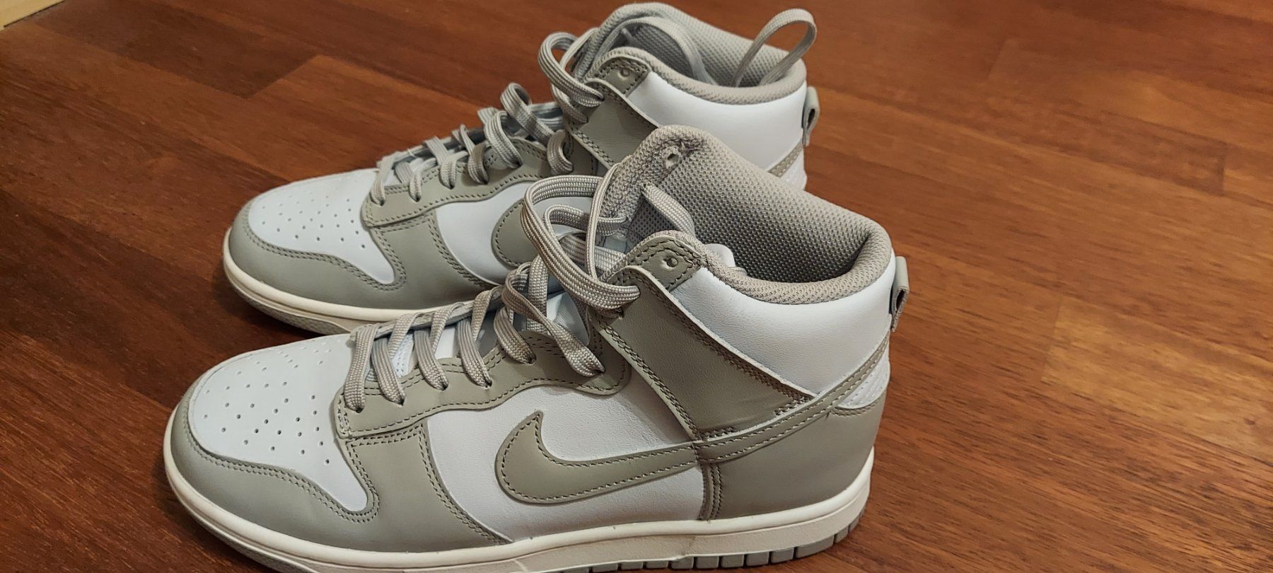 Nike Herrenschuhe: Nike Dunk High - neu und ungetragen – Neu und originalverpackt aus Küssnacht am Rigi von Mukare
