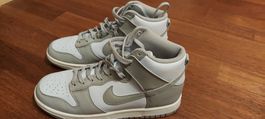 Nike Dunk High - neu und ungetragen