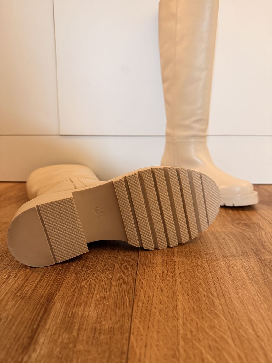Zara Scarpe da donna: Leder Boots – Nuovo e nell'imballaggio originale da Arosa venduto da lad_q7rs 1