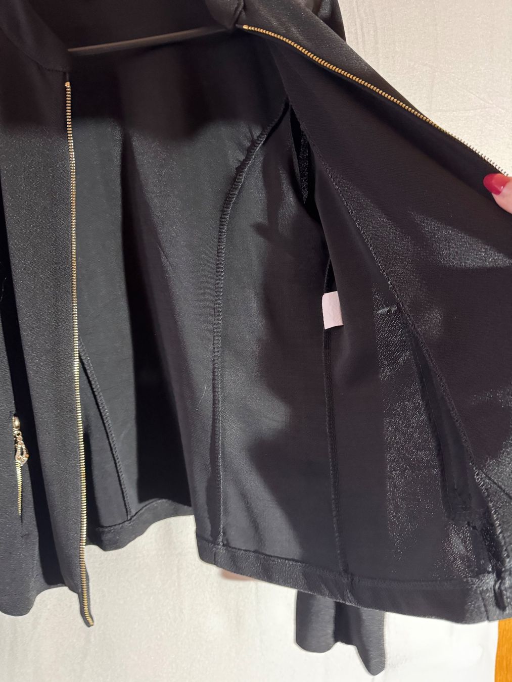 Giacche: Schwarze Jacke, Strickjacke Grösse M/L – Usato da Grosswangen venduto da second_hand_dress 8